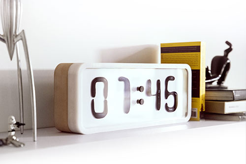 Rhei, die Uhr mit einem flüssigen Zifferblatt