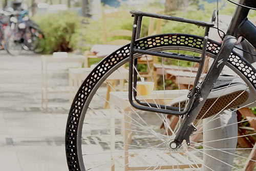 Weltweit erster luftloser Fahrradreifen aus dem 3D Drucker