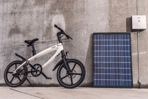 Kvaern, ein E-Bike mit solarbetriebener Ladestation