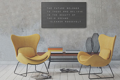 Vestaboard eine Retro-Fallblattanzeige für digitale Inhalte