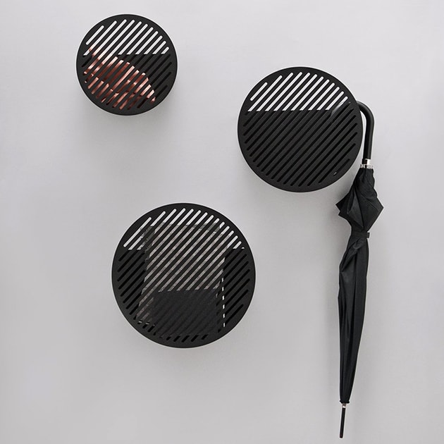 Diagonal Wall Basket von Swedish Ninja-befüllbare Metallkörbe für jeden Wohnbereich