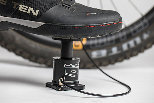 Stompump, die kompakte Fahrrad Fußpumpe