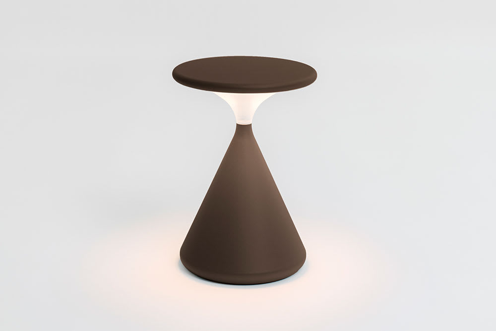 Tobias Grau: Neue mobile Leuchten auf der imm cologne 2019