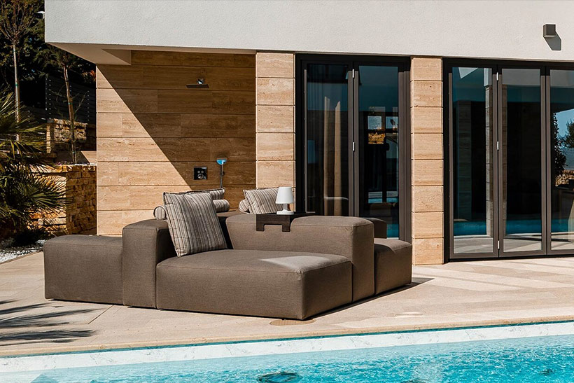 IKONO -modulare Outdoor-Lounger auch für Indoor komfortabel und to rent