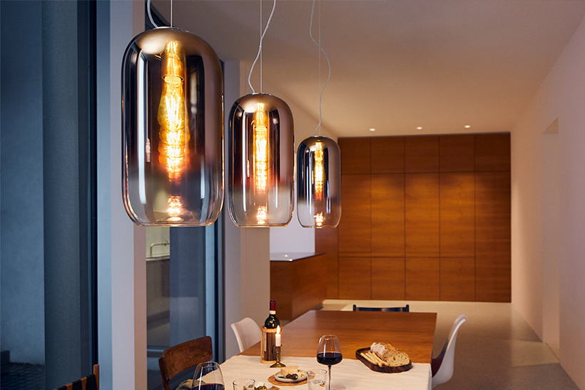 LED-Pendelleuchte Gople von Artemide mit patentierter RWB-Lichttechnologie für das Züchten von Pflanzen