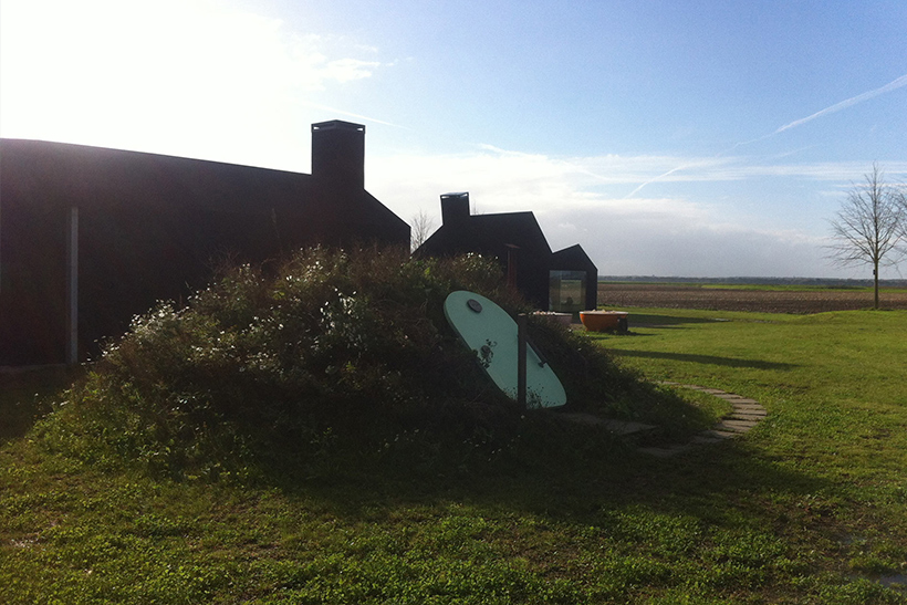 Floris Schoonderbeek get back to the roots! „Groundfridge“ natürlich gekühlter Kühlschrank für nachhaltige Lebensmittel- und Weinlagerung