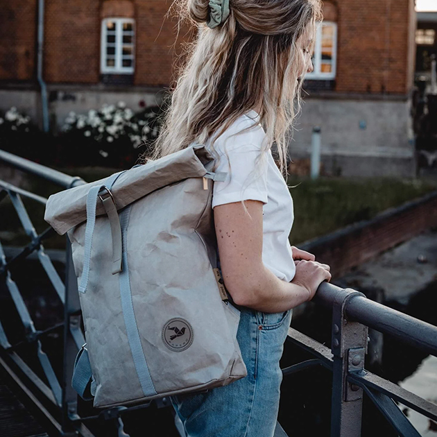Nachhaltiger unisex Cougar Rucksack aus reiß- und wasserfestem Papier von Papero