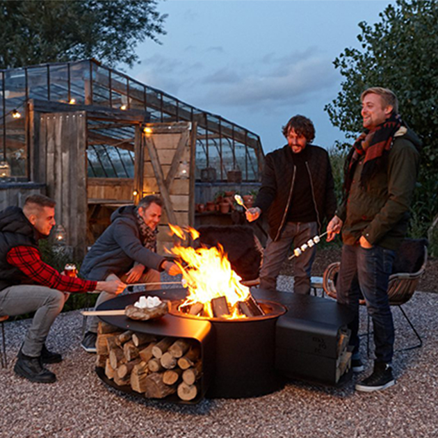 Rocco – multifunktionaler Allrounder für den Garten – Grill, Feuerstelle, Champagnerbar