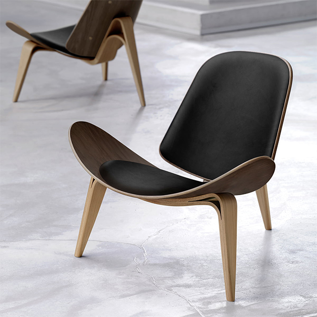 CH 07 Schalenstuhl – ein Lounge Chair Klassiker von Carl Hansen