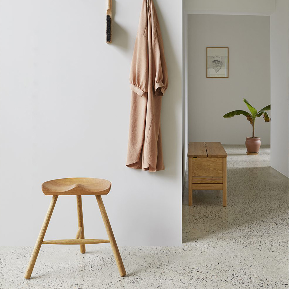 Shoemaker Chair™ – moderner Holzklassiker als Hocker oder Barhocker