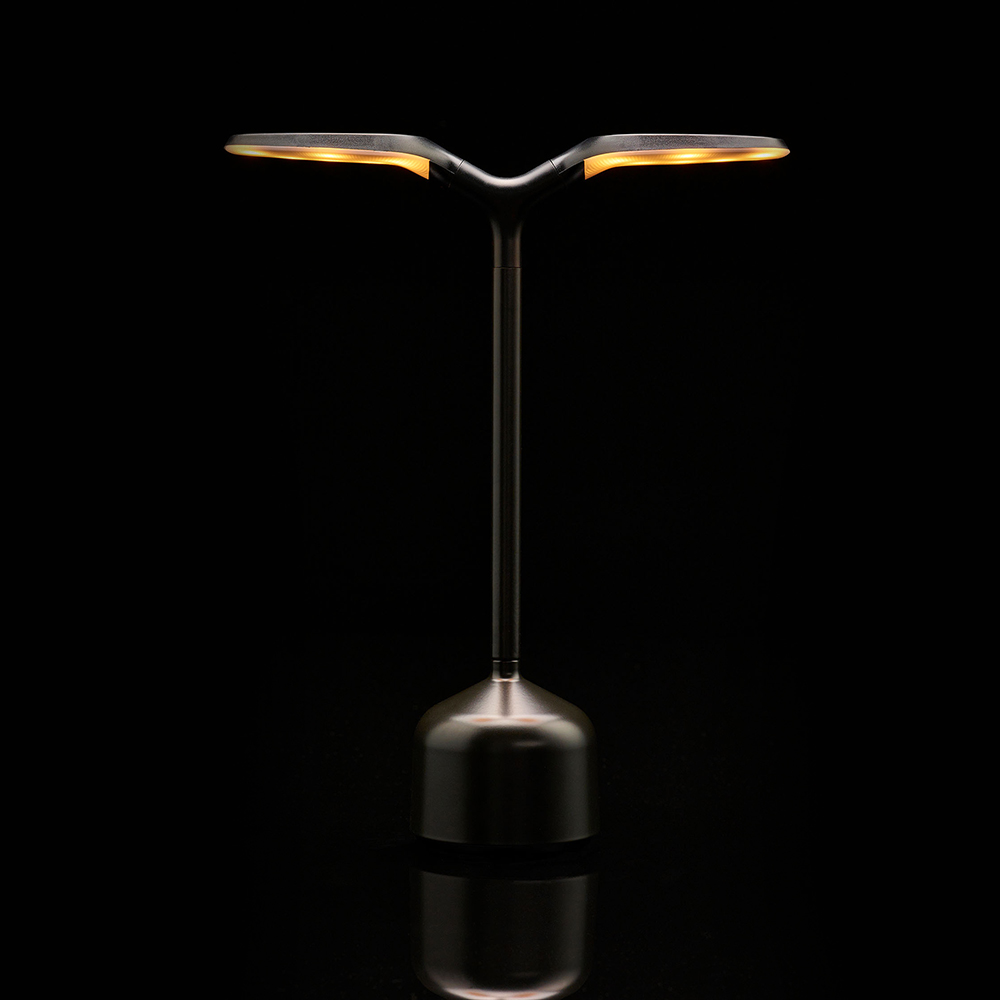 Grand Cru LED-Tischleuchte mit Farbwechsel und Kerzenmodi für Inn-und Outdoor