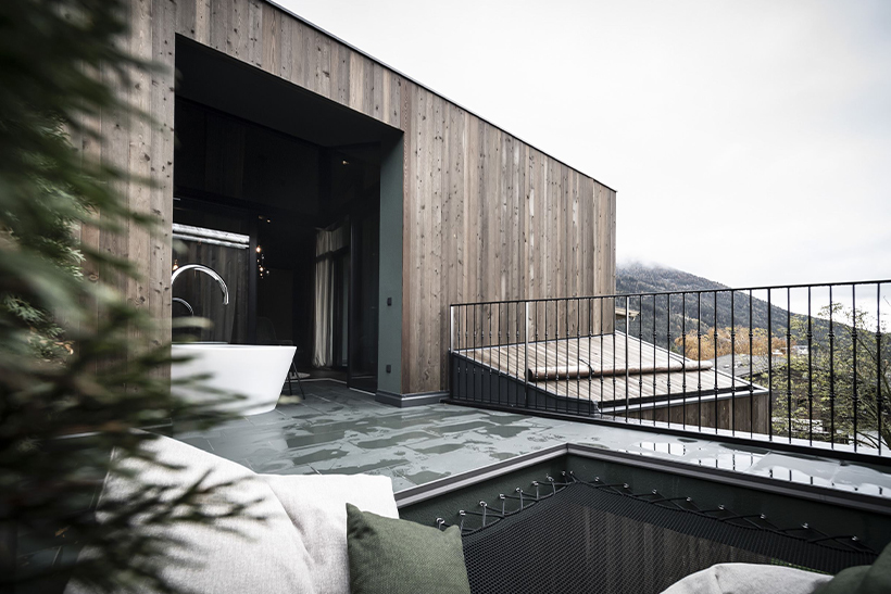 Aktiv entspannen in Floris Green Suites von noa*- die perfekte Kombination aus klassisch und modern für Sommer- und Winter