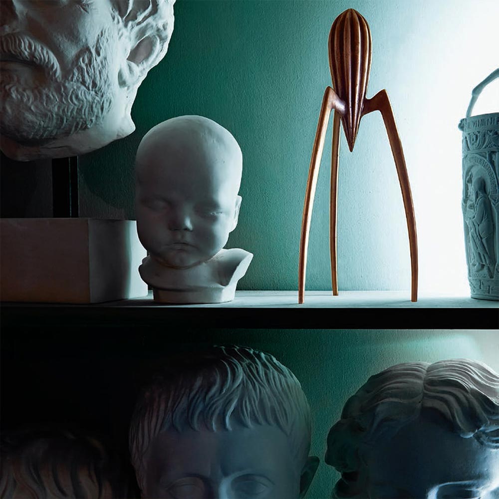 Juicy Salif Zitronenpresse von Alessi -als Küchenhelfer und Dekoobjekt designed by Philipp Starck
