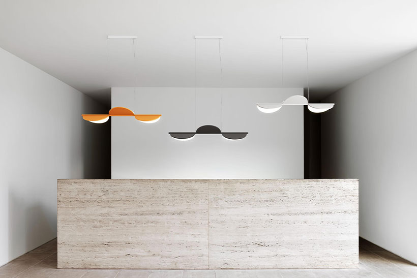 Almendra Leuchten von Patricia Urquiola für Flos – sind wie geöffnete Mandelschalen, die beeindruckend beleuchten