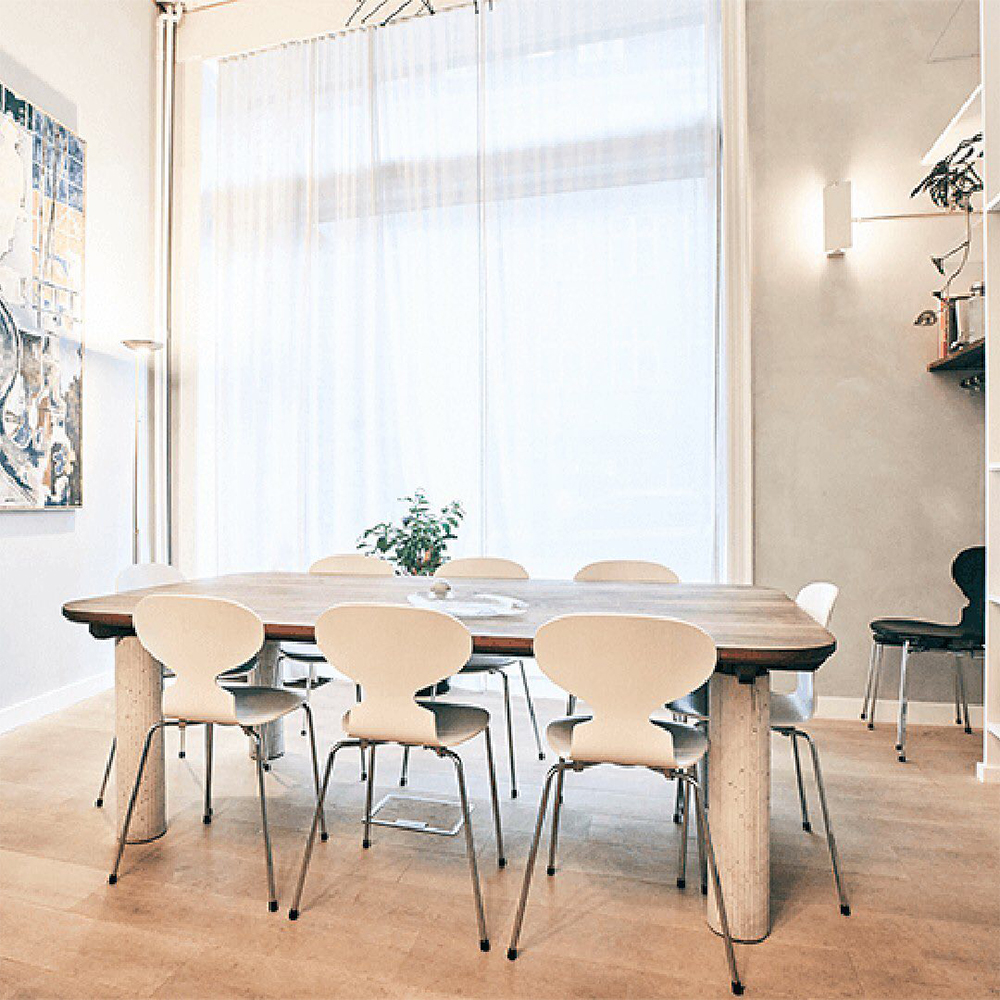 Ant Stuhl - die Ameise - ein Klassiker von Fritz Hansen stets modern