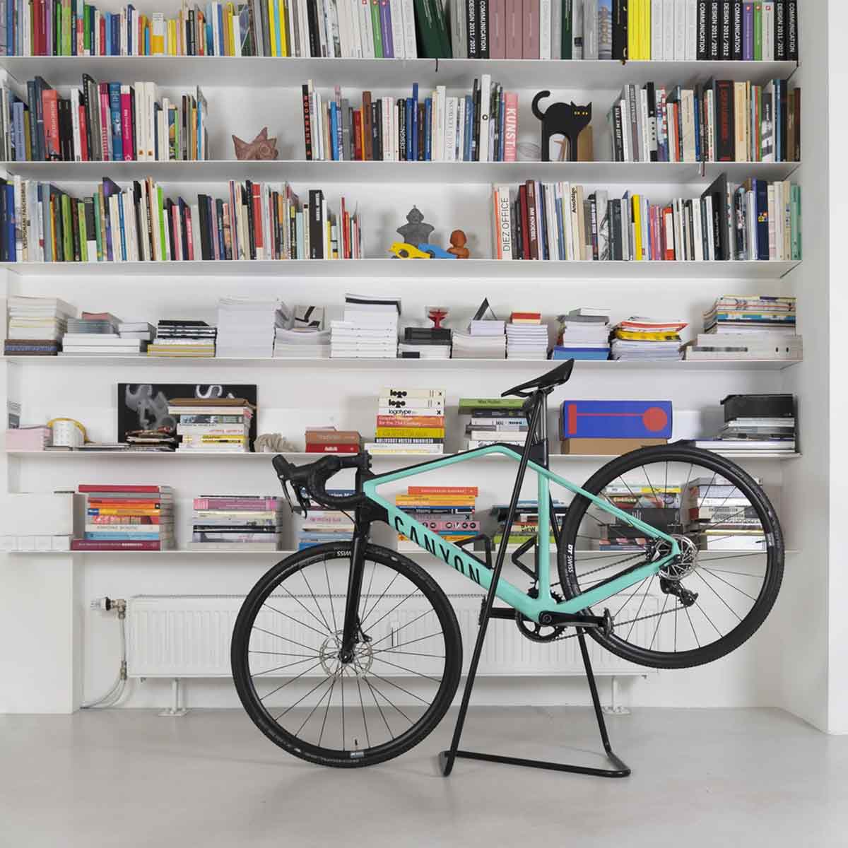 Z10 von TECTA ist Fahrradständer und mehr