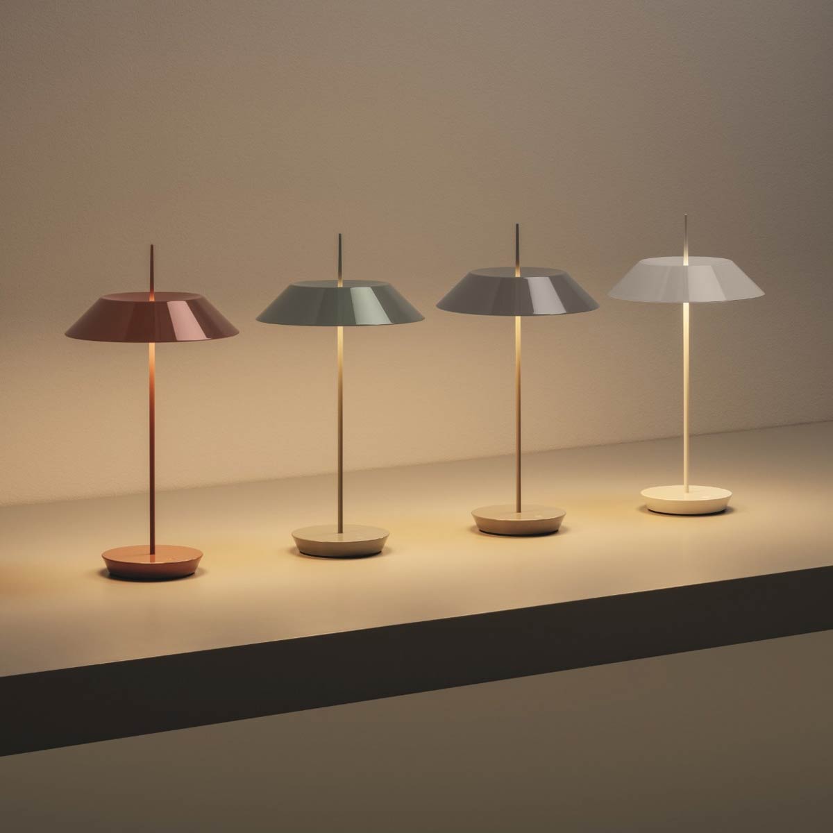 LED Akkuleuchte Mayfair Mini von Vibia für In-Outdoor und Hospitality