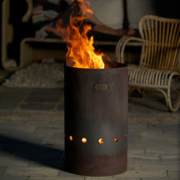 Industrielle Feuertonne aus Cortenstahl für draußen