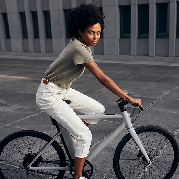 Cowboy 3 E-Bike – Fliegengewicht mit intuitiver Anpassung an Fahrsituation