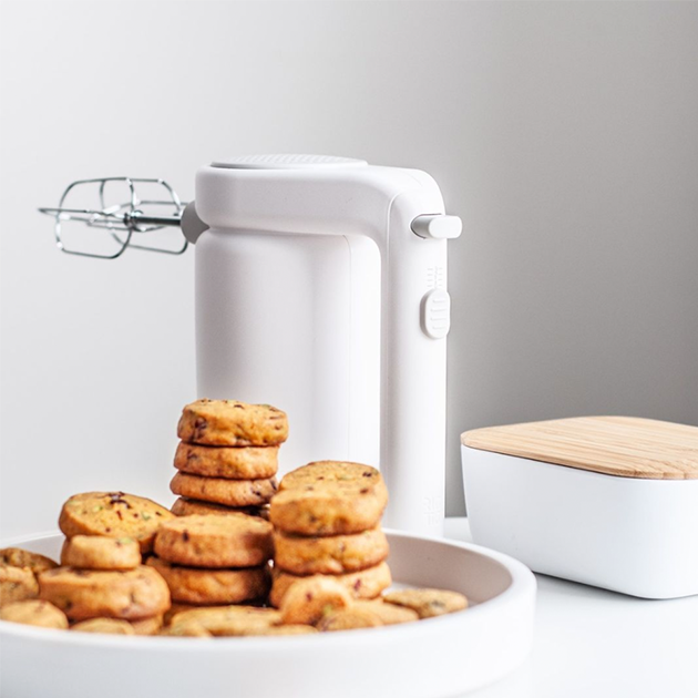 Handlicher Foodie Handmixer von Rig Tig/Stelton