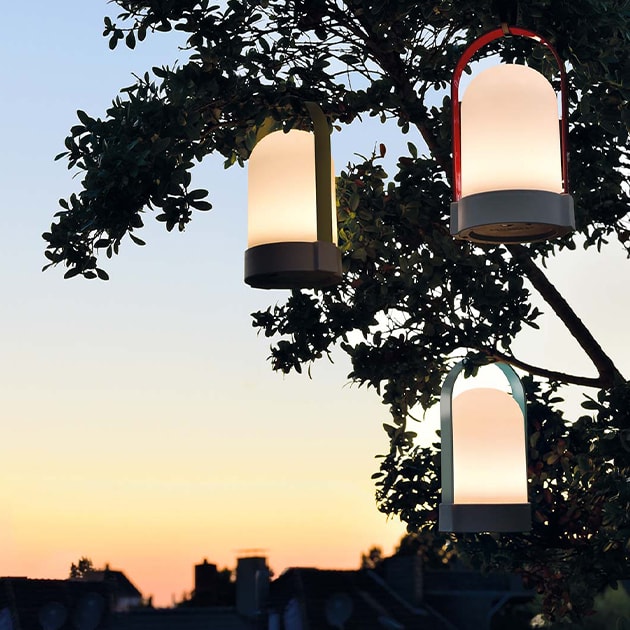 Uri Mobile Leuchte und Uri Piccolos mit Tragebügel von remember