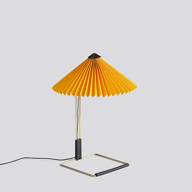 Matin LED Tischlampe von Hay