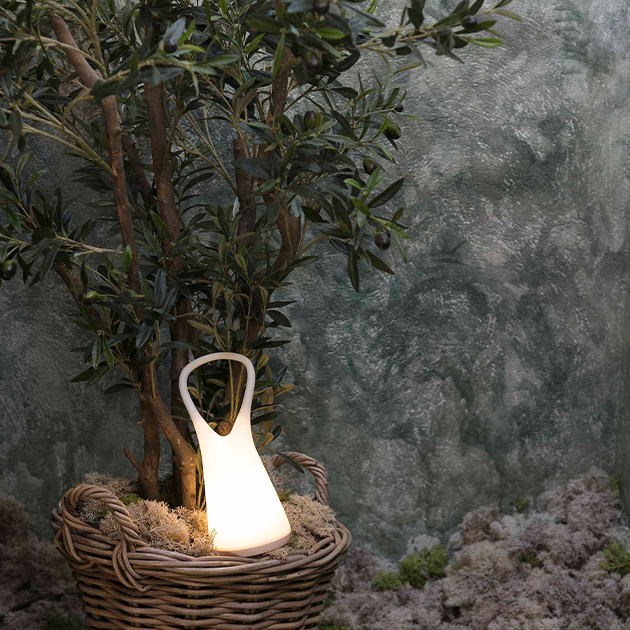 Stimmungsvolle tragbare Outdoor-Leuchte, Boo von Faro Barcelona