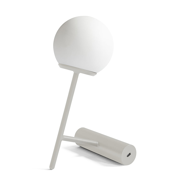 Phare LED Akku-Tischleuchte von Menu