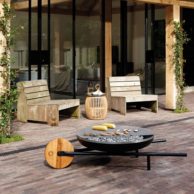 BARROW – Mobile Grill und Feuerschale von Konstantin Slawinski