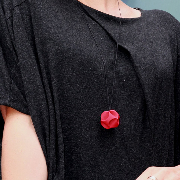 Raffinierte Kette Clickball von Kiss Design