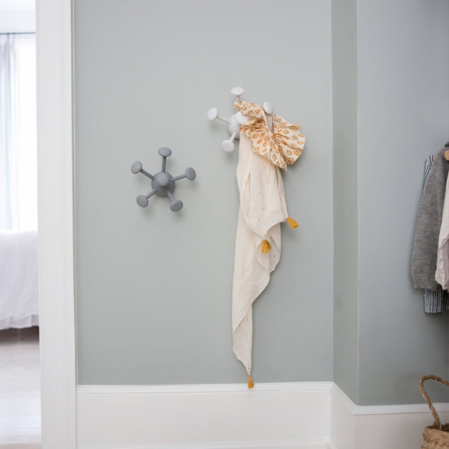 Verspielter Wandhaken Wall Bug von Nofred