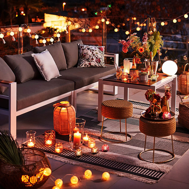 Handgefertigter Hocker, Beistelltisch, Ablage von Depot