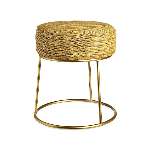 Handgefertigter Hocker, Beistelltisch, Ablage von Depot